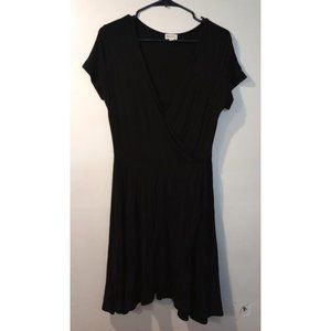 V Neck Wrap Short Sleeve Flowy Dress